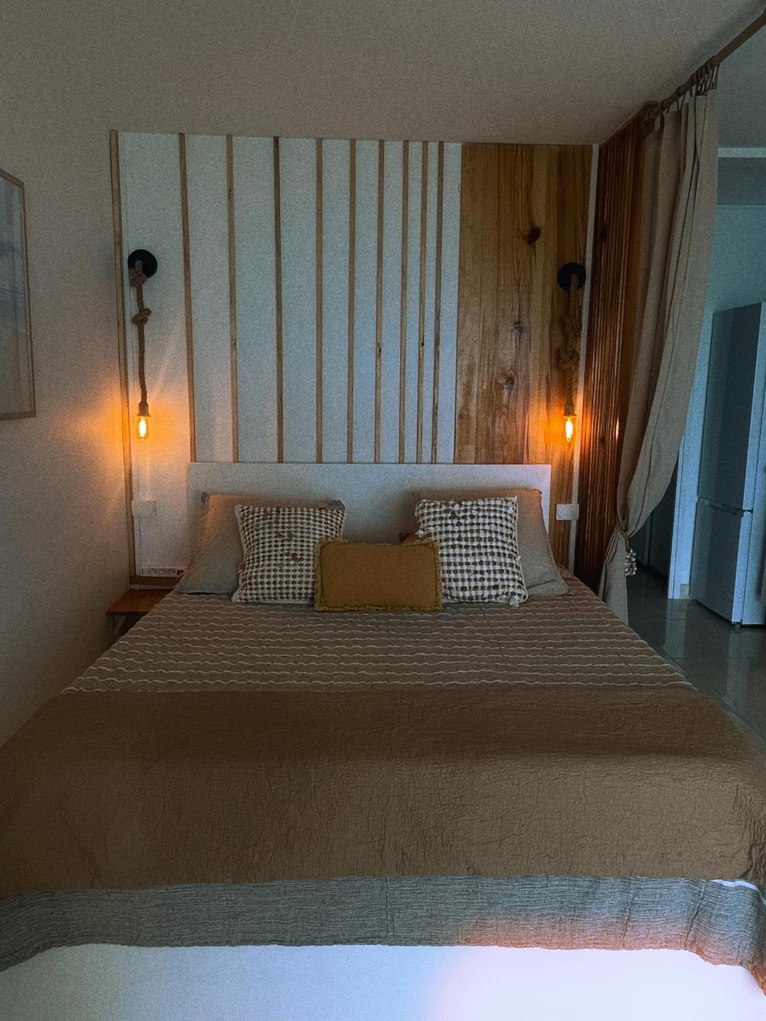 Oceania Apartment Маригот Екстериор снимка